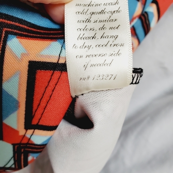 Alya skirt Multicolor geometric print  Casual Skirt M - Picture 6 of 6